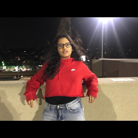 Meet your Posher, Chloe - Picture 4 of 4